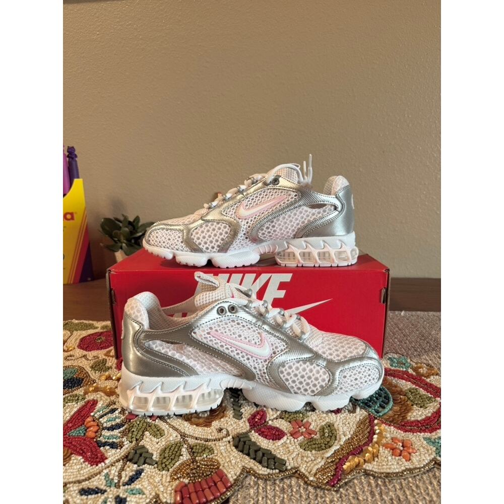 Women's Nike Air Zoom Spiridon Cage 2 Pale Pink Foam White Vomero V2K HV3932 699 - Picture 2 of 9
